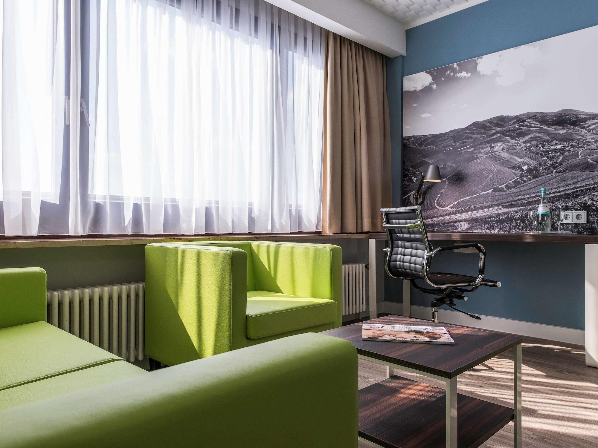 Ibis Styles Offenburg City Экстерьер фото