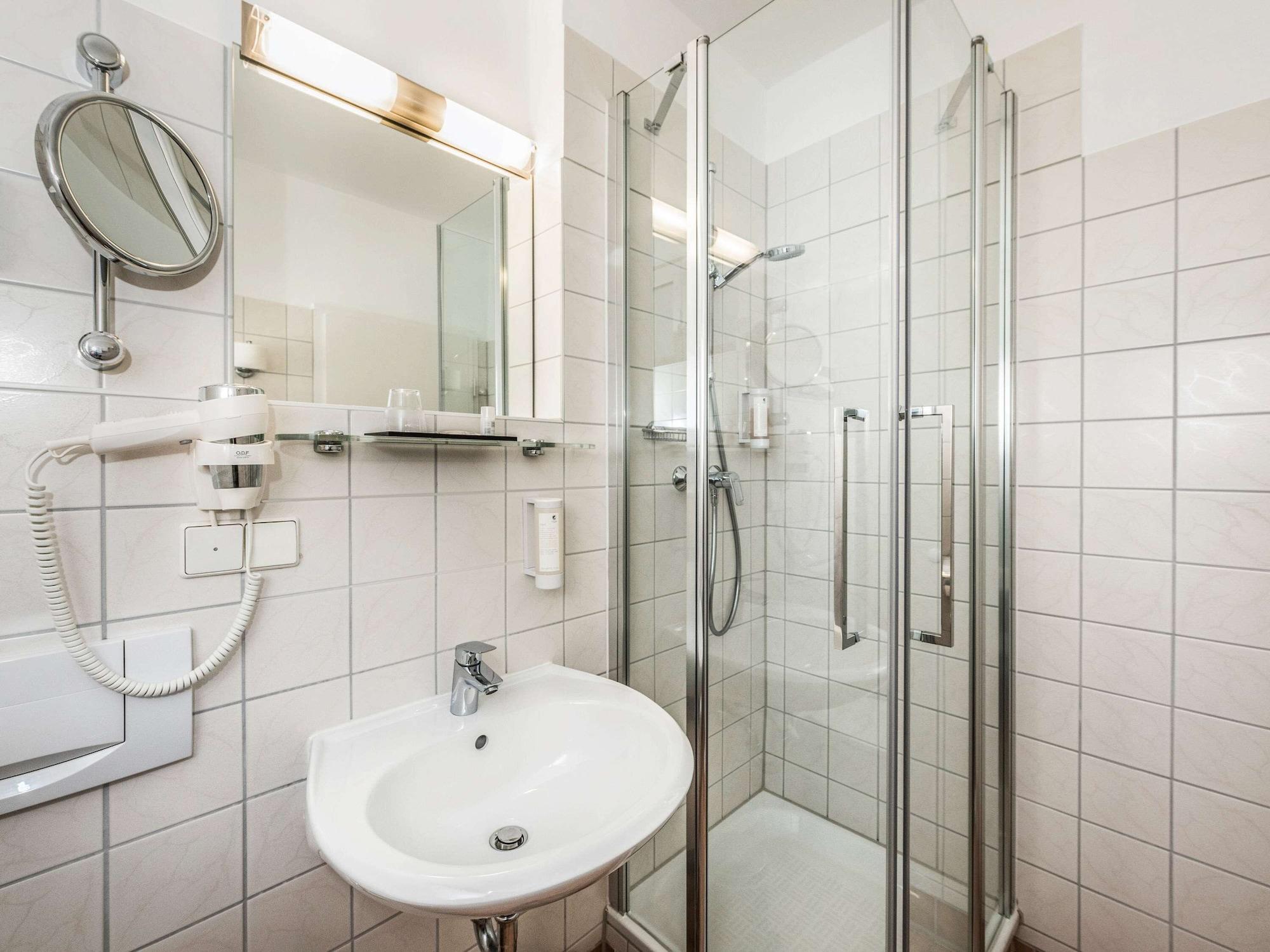 Ibis Styles Offenburg City Экстерьер фото